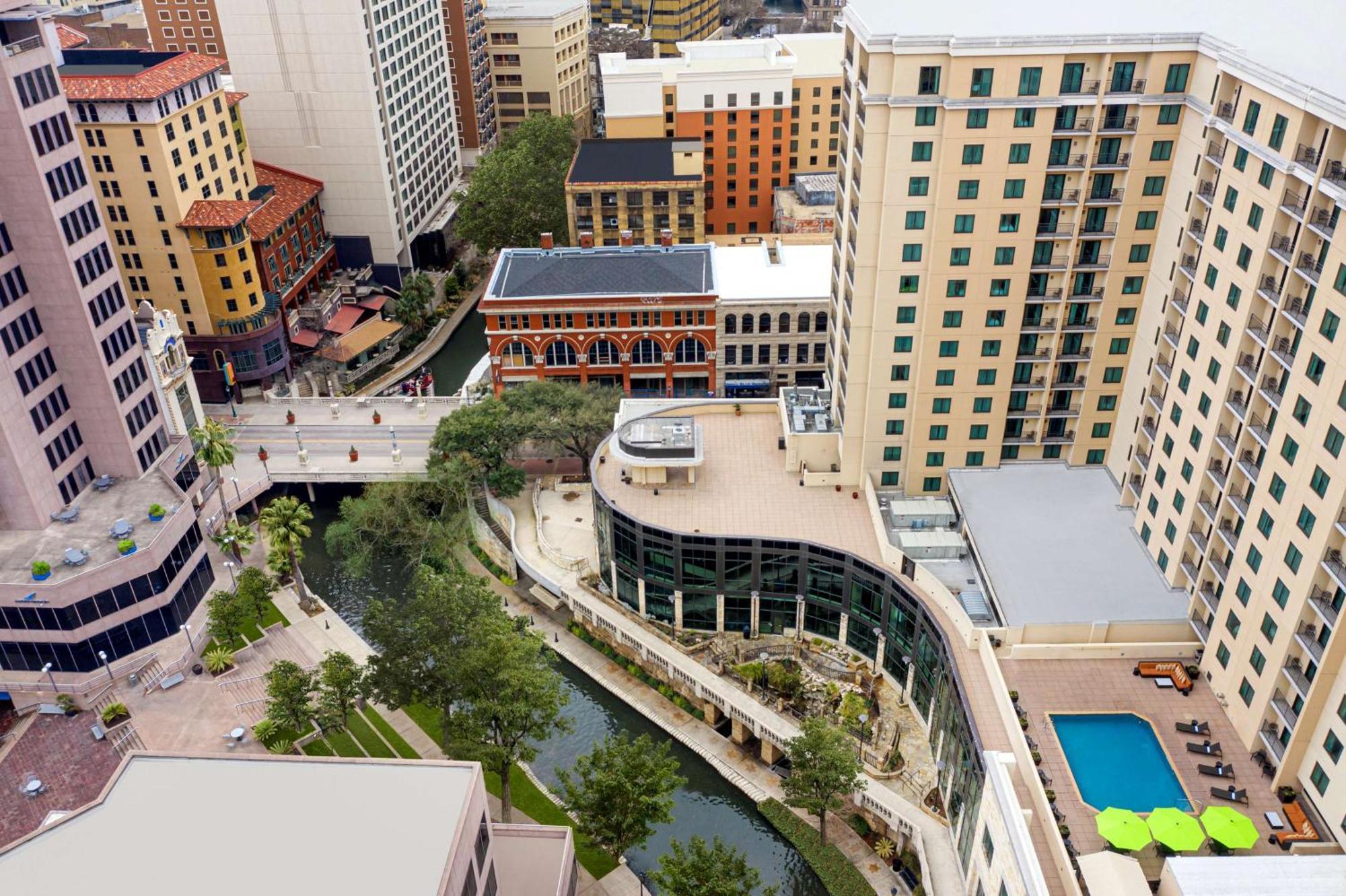 Embassy Suites San Antonio Riverwalk-Downtown Экстерьер фото